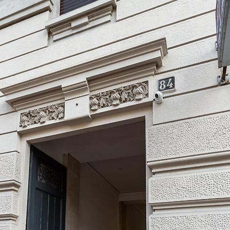 Luxury Apartment - Near Stazione Centrale Milão Exterior foto